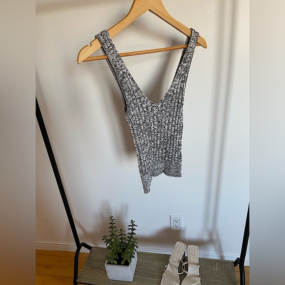 Cami - Dynamite - Picture 2 of 10